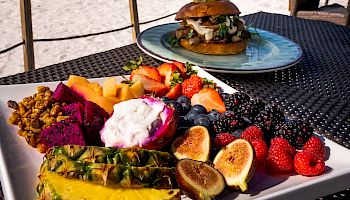 Bongos Beach Bar & Grille